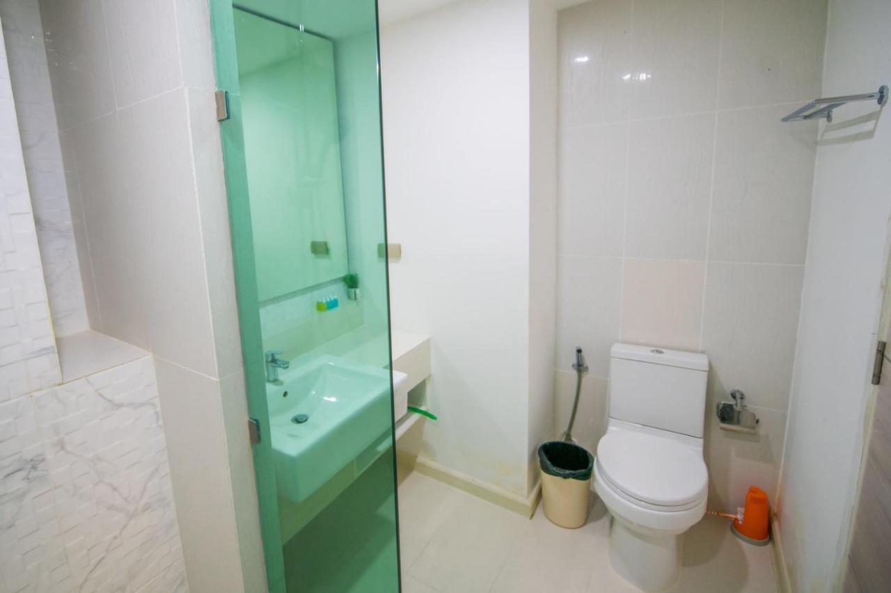 Seven Seas Pattaya Poolside Room ห้องติดสระ Jomtien Beach Exterior photo